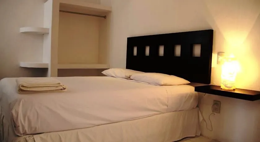 Hotel Tropical Casablanca Party Zone Playa del Carmen