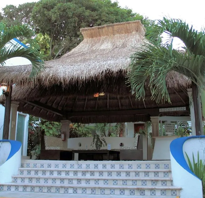 Hotel Tropical Casablanca Party Zone Playa del Carmen